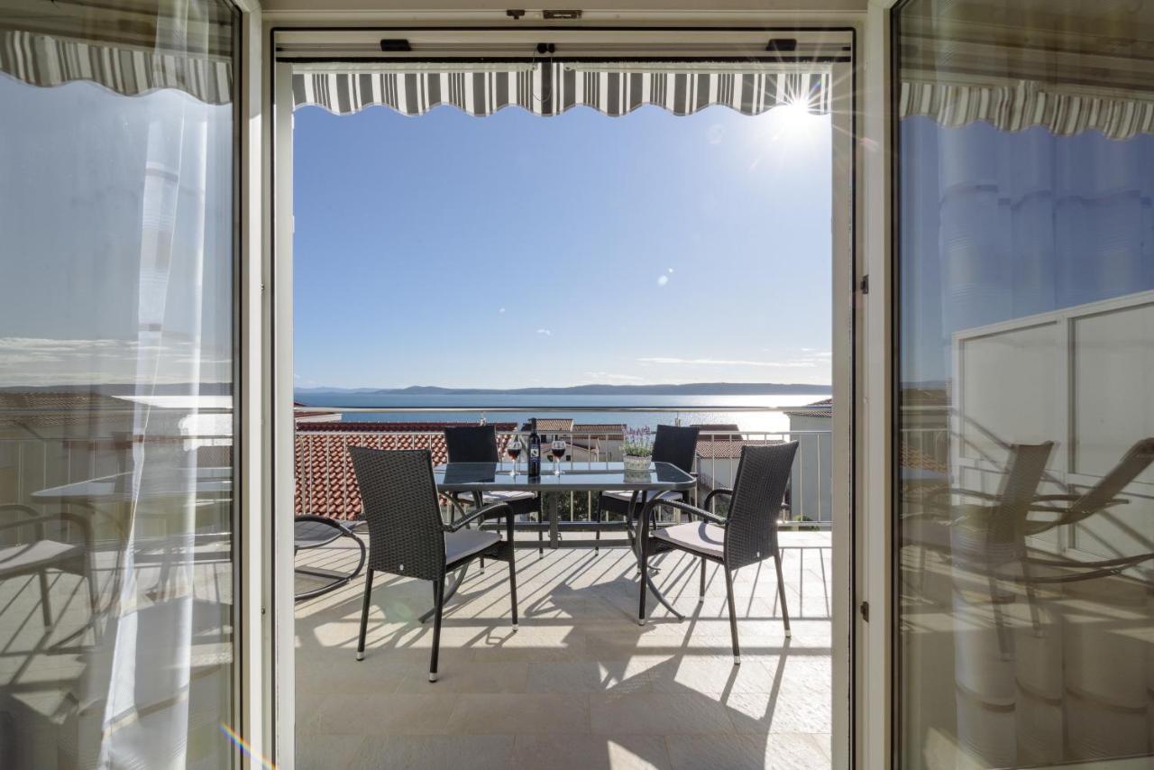 Apartmani Emil Trogir Exterior photo